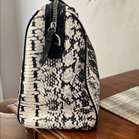 Coach Black and White Women's Handbag - Picture 6 of 14